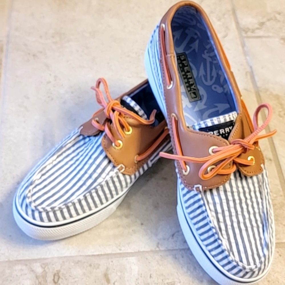 Womens Sperry topsiders